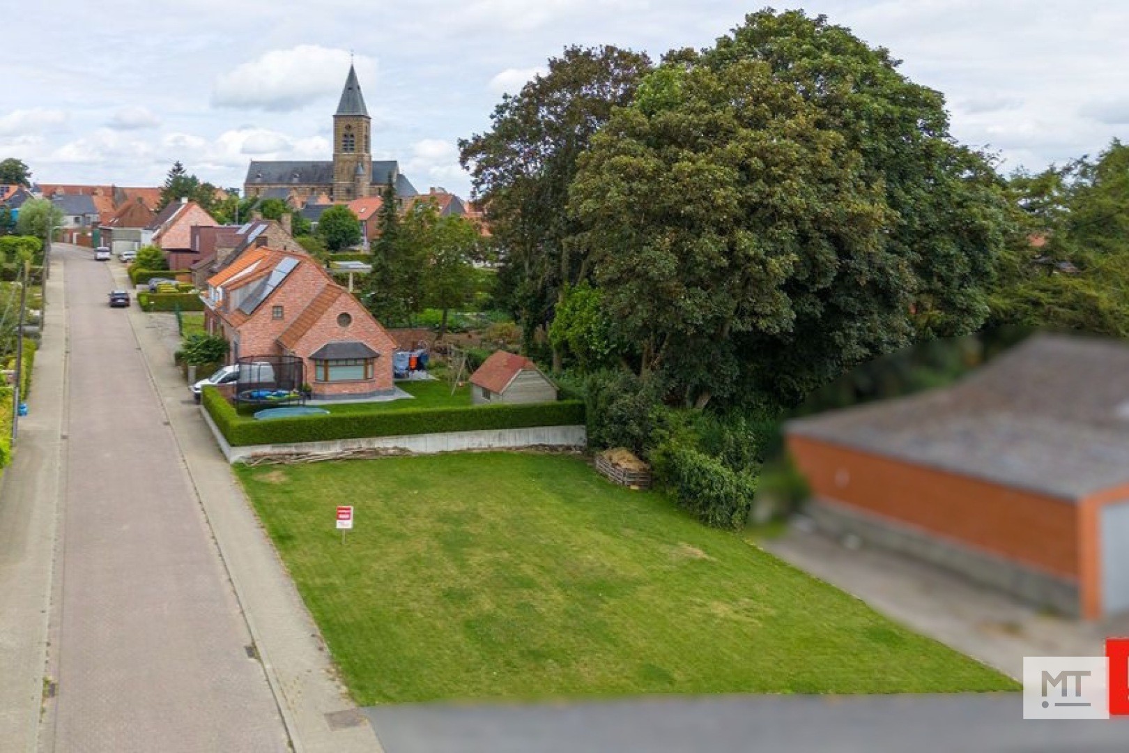 Rustig gelegen alleenstaande nieuwbouwwoning (gelijkvloers) met 2 slaapkamers en zonnige tuin in Passendale. - foto 4