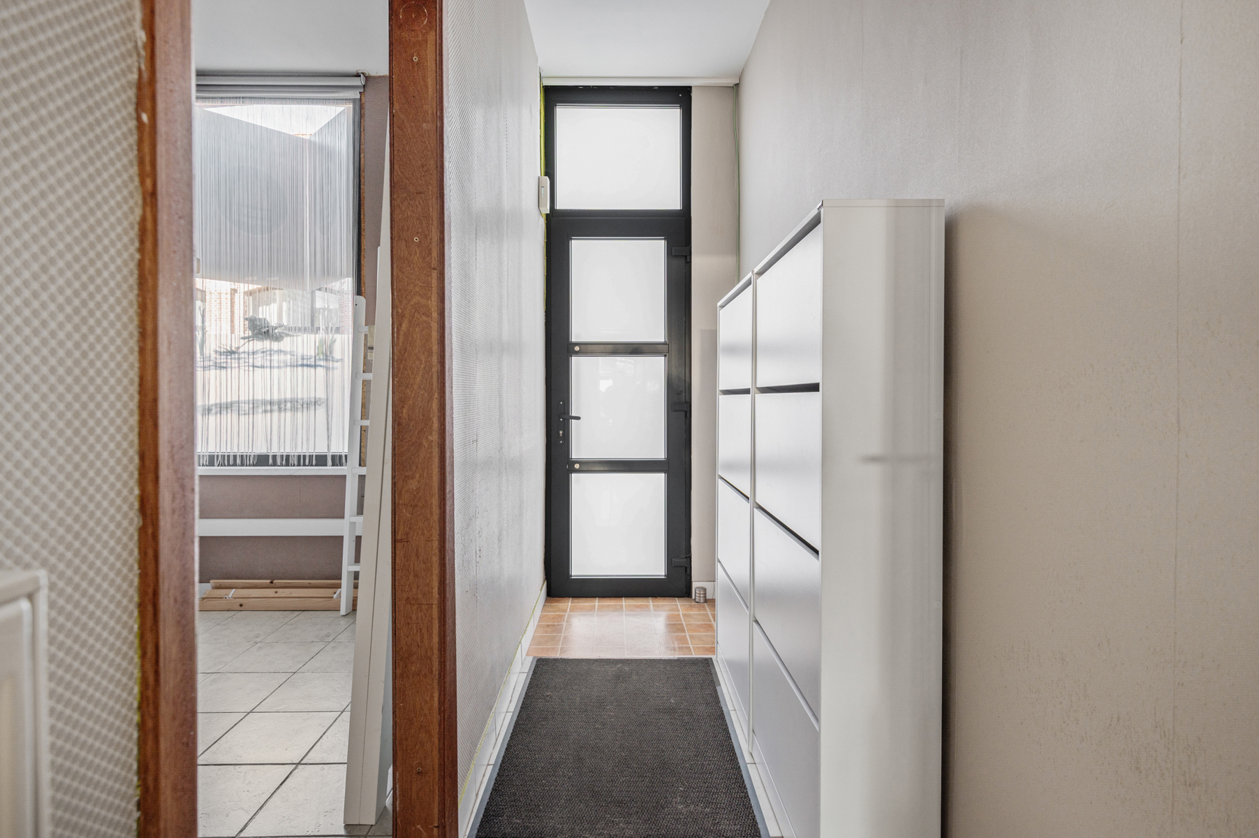 Stadswoning met wegenis. - foto 2