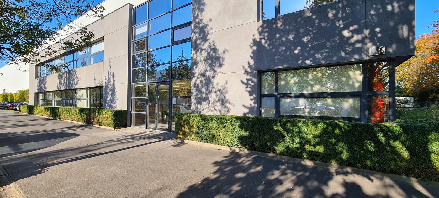 Vernieuwde kantoorruimte van 205m² met ruime parking te Kortenberg - photo 5