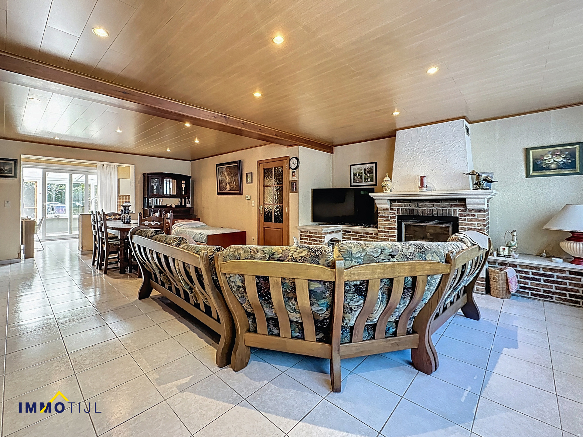 Ruime woning met 3 kamers op prachtig perceel grond!  - foto 3