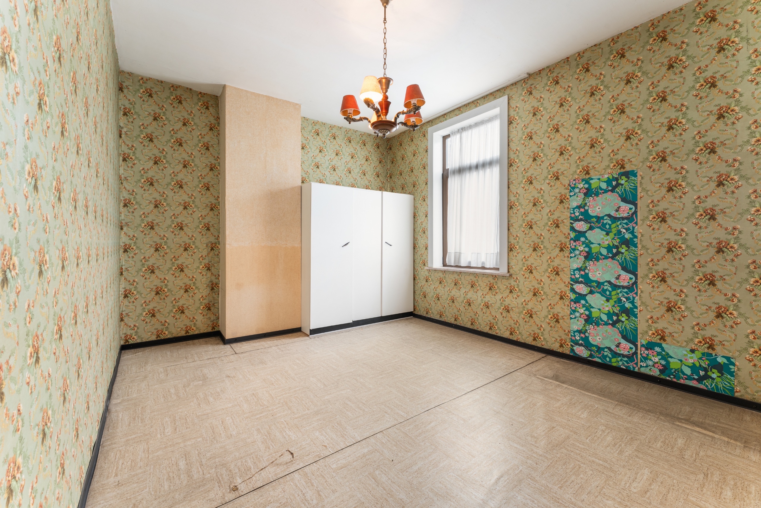 Ruime te renoveren woning in centrum met 5 slpks. - foto 4