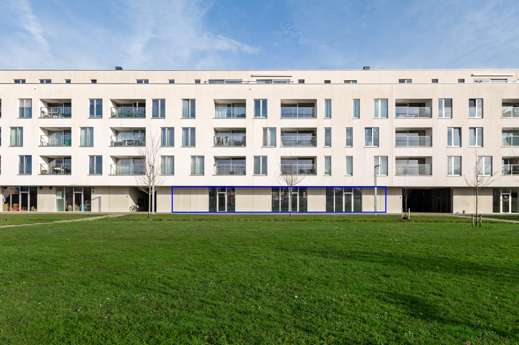 Commercial à louer à Lokeren - photo 3