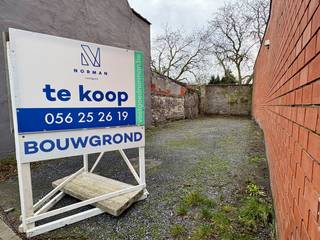 Bouwgrond (108m²) te koop in centrum Harelbeke.Deze grond ligt in het centrum Harelbeke met alle nodige voorzieningen op wandelafstand.Meer info of...
