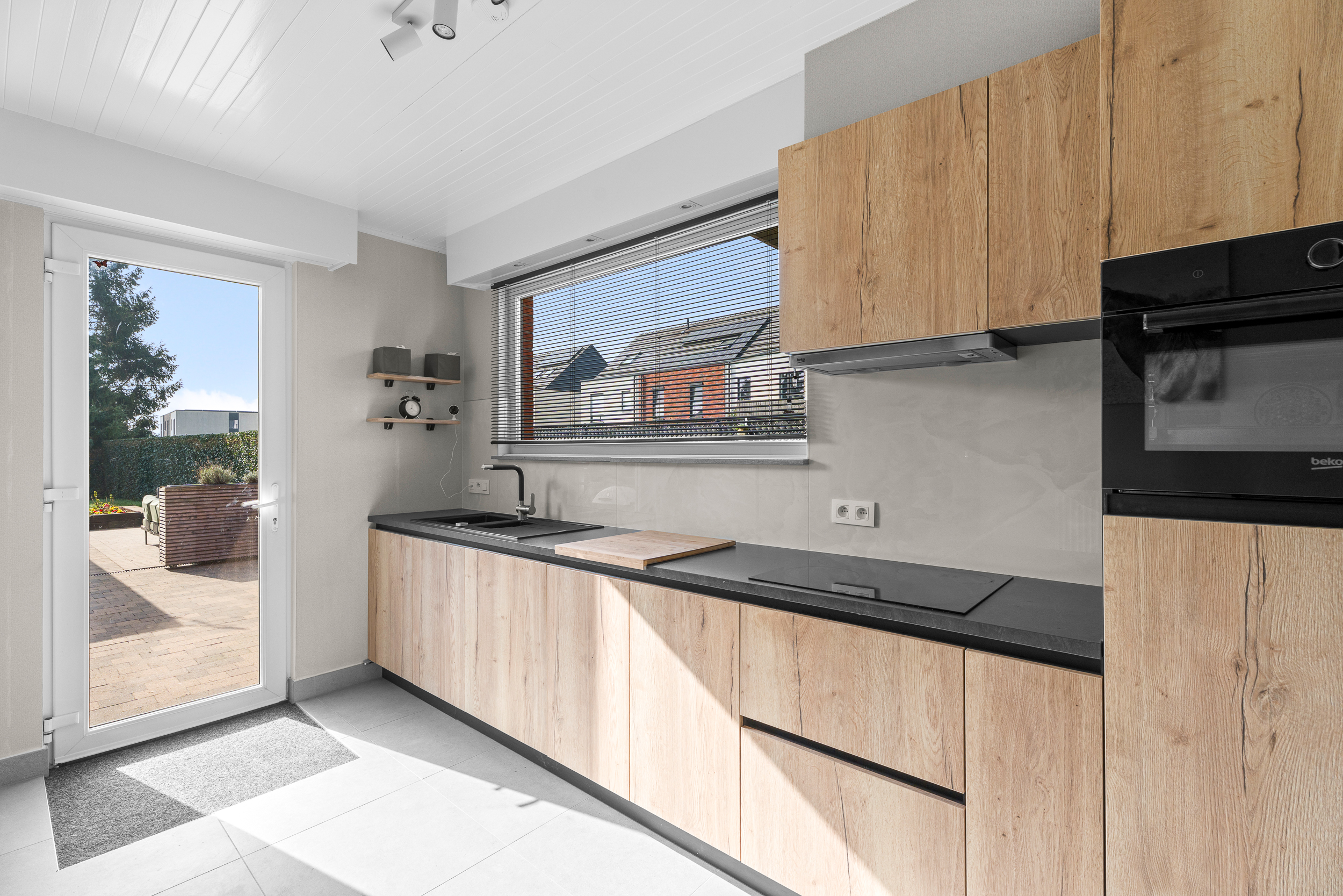 Instapklare halfopen bebouwing met zonnige tuin - foto 4