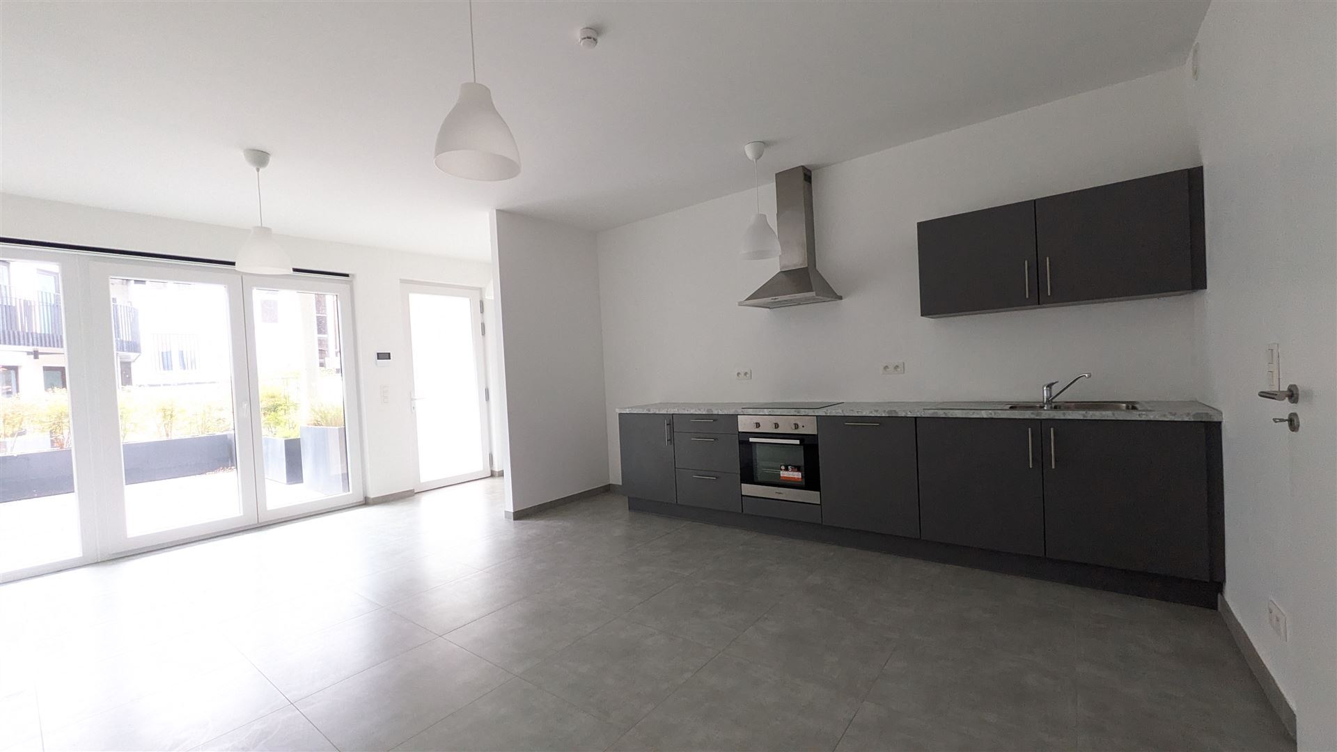 Appartement te huur in Charleroi met 1 slaapkamer - foto 4