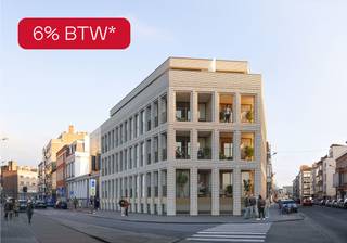 2 slaapkamer appartement (02.02) voor een prijs van €581.800.<br /><br />Op een unieke locatie in Kortrijk, op wandelafstand van het station, het levendige stadscentrum, het Koning Albertpark én de groene Leieboorden bevindt zich Residentie Alpha – een stijlvolle, kleinschalige nieuwbouwrealisatie met 11 appartementen.<br /><br />Ruim duplex appartement met een bewoonbaar oppervlakte van ca. 152,5 m² en voorzien van moderne en energiezuinige technieken zoals vloerverwarming, warmtepomp, zonnepanelen en geavanceerd ventilatiesysteem D.<br /><br />Indeling als volgt: inkomhal met gastentoilet en vestiaire, berging/wasplaats, lichtrijke woonkamer met zit- en eethoek, open geïnstalleerde keuken met toegang tot berging/wasplaats en terras van ca. 13 m². Het nachtgedeelte bestaat uit: nachthal, afzonderlijk toilet, 2 slaapkamers met dressing waarvan 1 toegang tot het 2e terras (ca. 7 m²) en badkamer met dubbele wastafel en inloopdouche.<br /><br />Mogelijk tot aankoop aan 6% Btw-tarief onder voorwaarden.<br /><br />Voor meer informatie contacteer Imani op het nummer 0478 26 26 36.