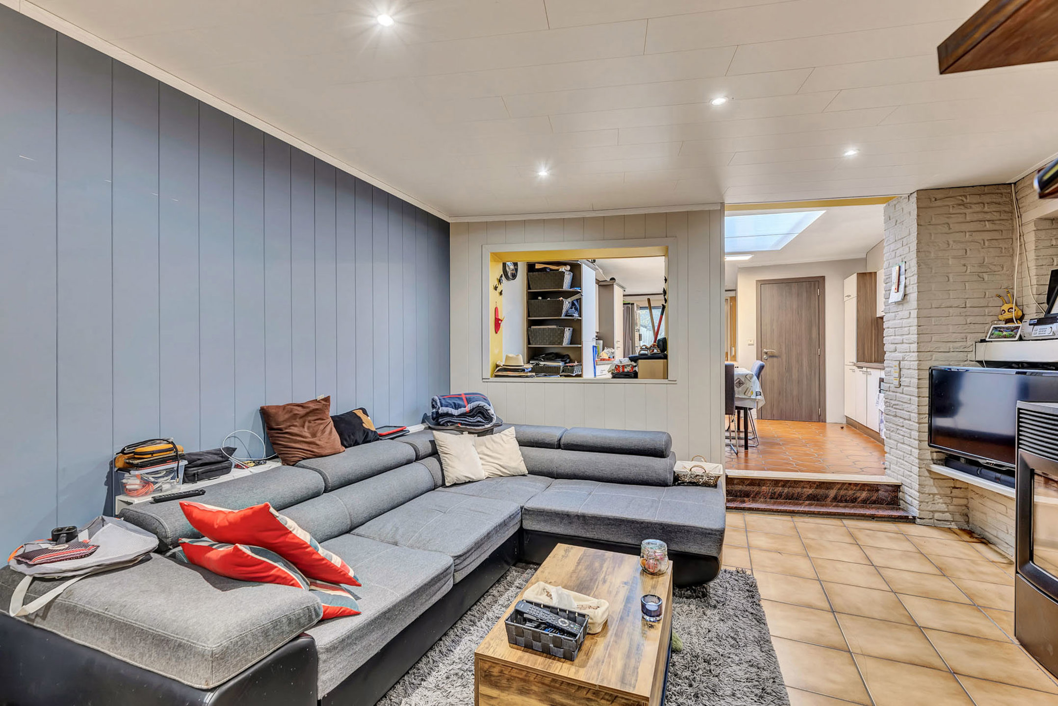 Gesloten bebouwing met 4 slaapkamers en tuin - foto 5