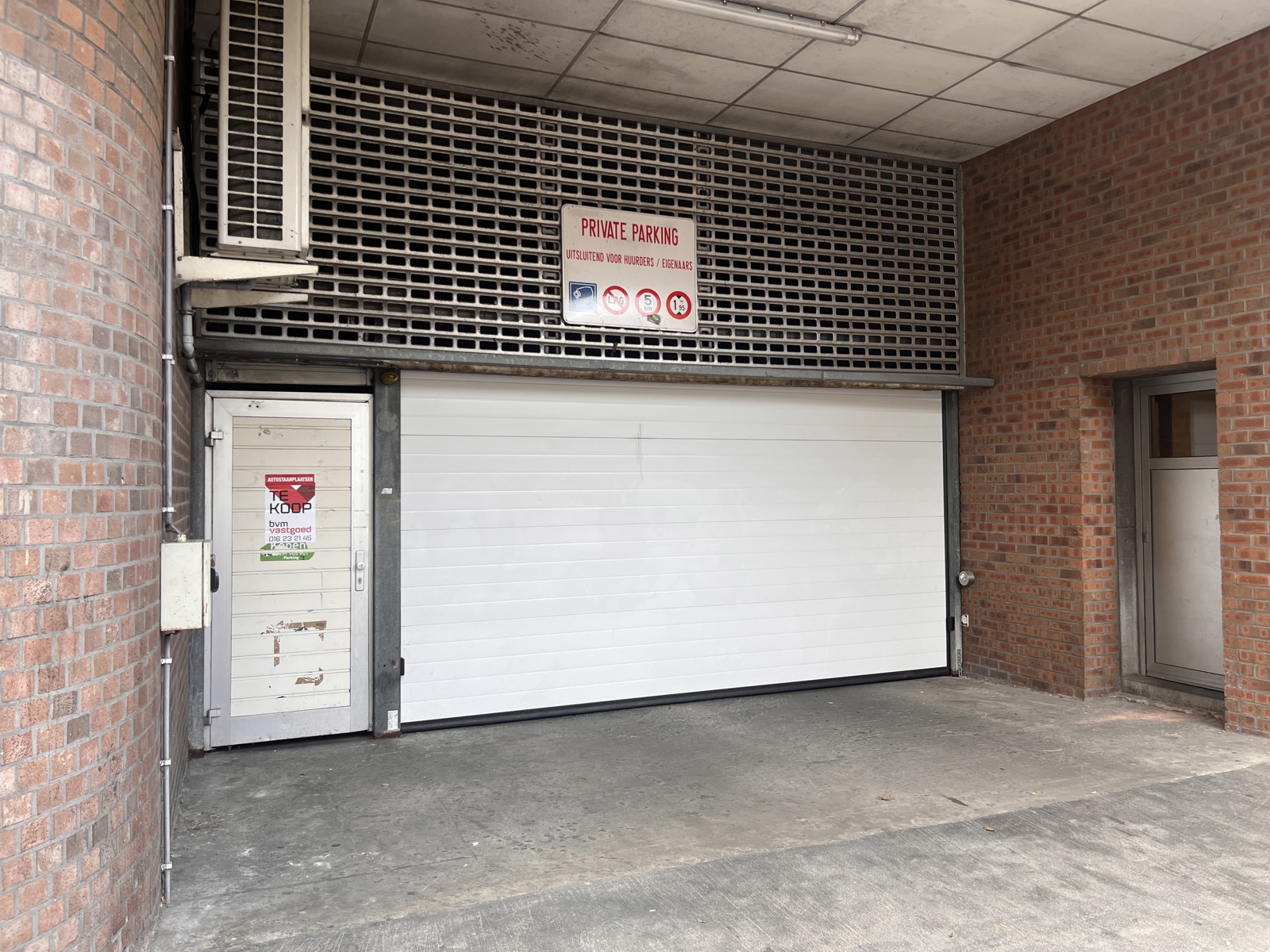 Garage for sale in Leuven - photo 2