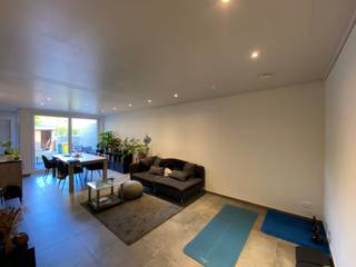 Prachtig en groot instapklaar gelijkvloers appartement (100m2) in het centrum van Geel.U komt binnen in de inkomhal met apart toilet. Van hieruit...