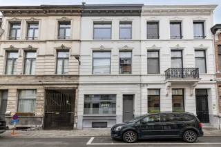 Bienvenue dans ce charmant hôtel particulier d'Anvers, qui allie avec goût l'artisanat classique et le confort moderne. Dès la première impression,...