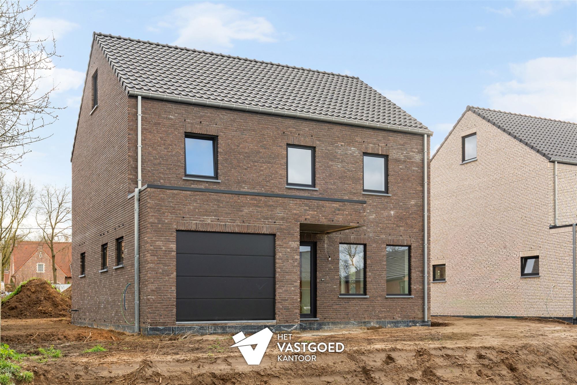 VOLLEDIG AFGEWERKTE EN ENERGIEZUINIGE NIEUWBOUWWONING OP PERCEEL VAN 4A88CA TE SCHAFFEN - foto 2