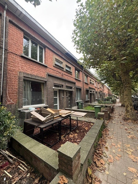 ZEER GOED GELEGEN WONING MET 3SLPK, TUIN EN GARAGE!! - photo 2