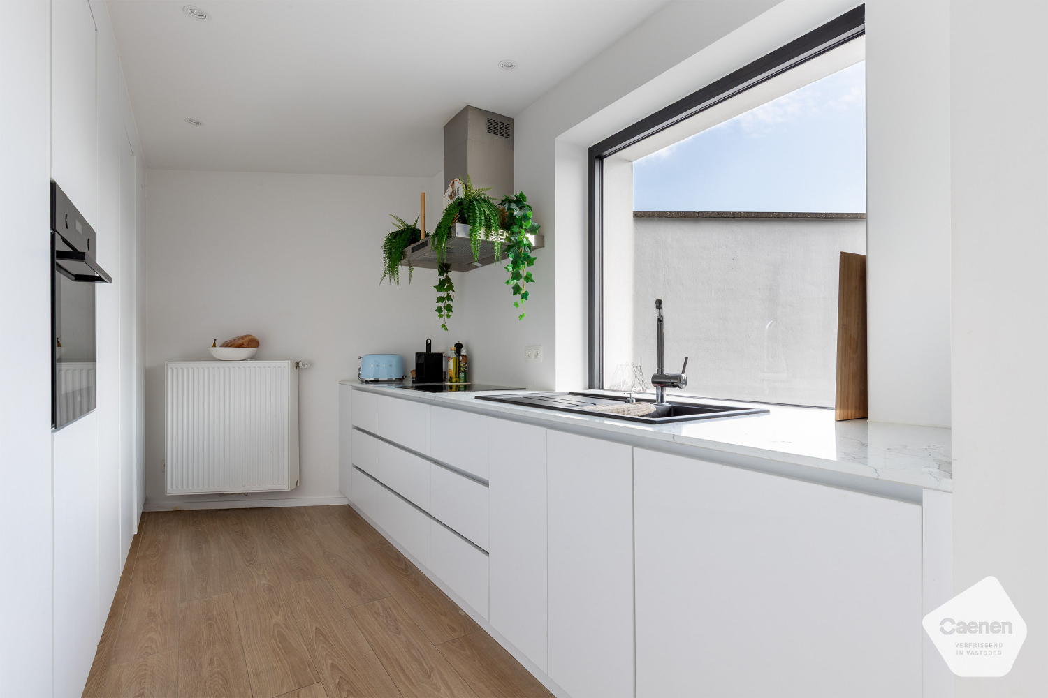 Zéér ruim appartement met 2 slaapkamers en groot terras. - photo 2