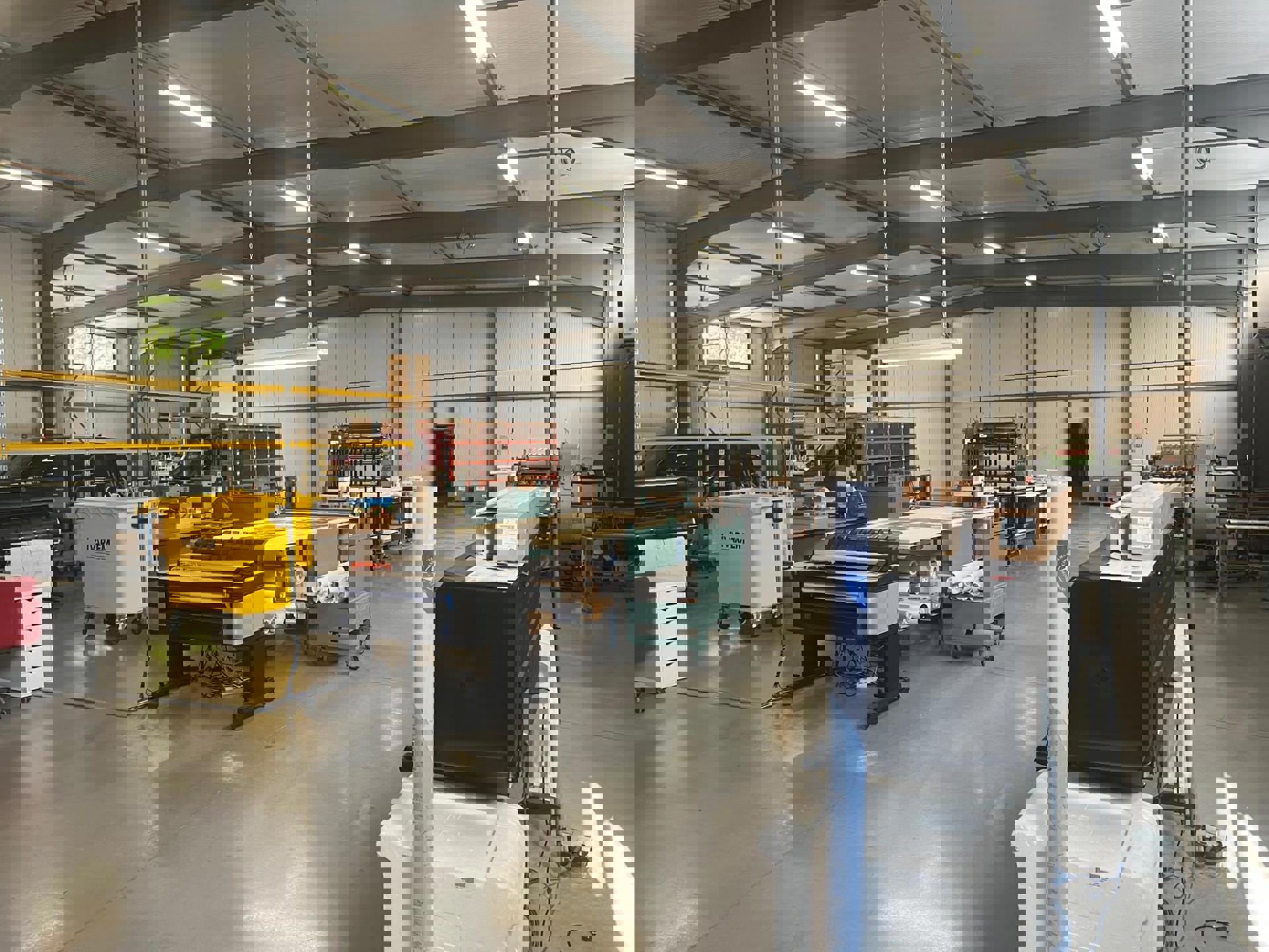 Lier: Magazijn 1.050m² met loskade en kantoor - foto 3