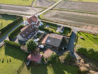 Parcelles exclusives au cœur de Damme – 3.528 m² de calme et d’espaceDans le magnifique et authentique Damme, au milieu de prairies étendues et à...