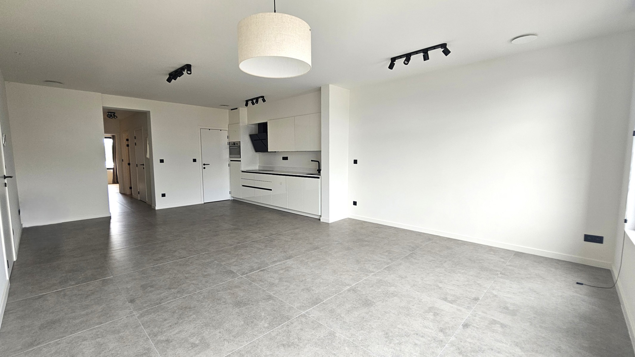 Gerenoveerd en energiezuinig 1 slpk appartement + parking - foto 3