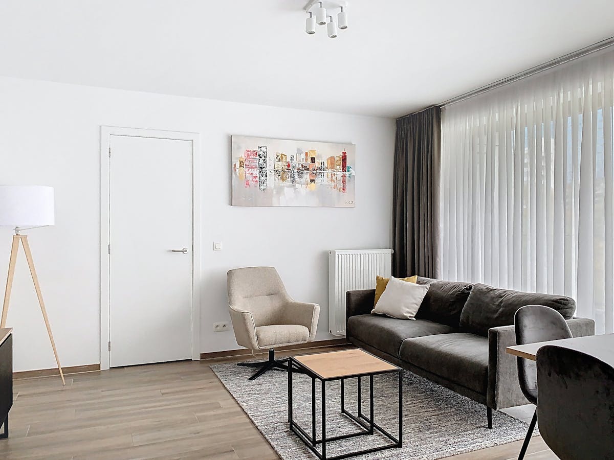 Appartement meublé 1 chambre près de Tour &amp; Taxis - photo 4