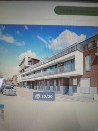 Appartement is gelegen op de 1ste verdieping van stijlvolle residentie "La Tilia" nabij het centrum. Het is toegankelijk met een lift, beschikt...