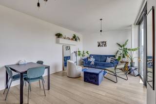 Voor meer info of een bezoek, bel 053 59 49 34 - Nabij de gegeerde Europese wijk te 1040 Etterbeek (Brussel) bevindt zich dit instapklaar...