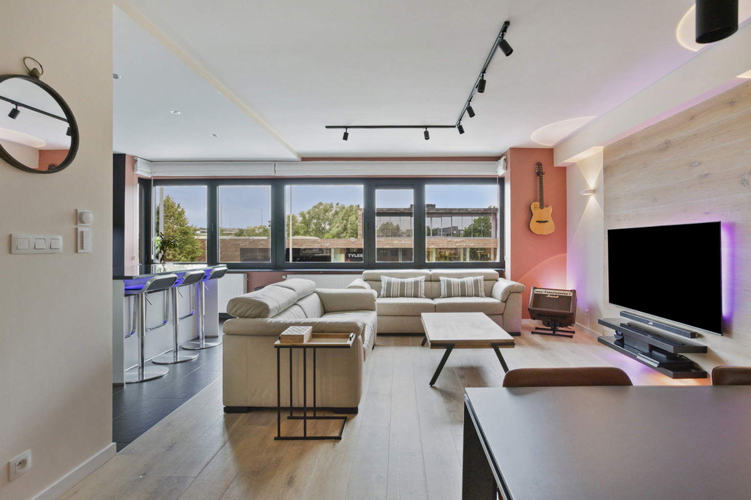 Perfect instapklaar 2-slaapkamerappartement met garage  - foto 5