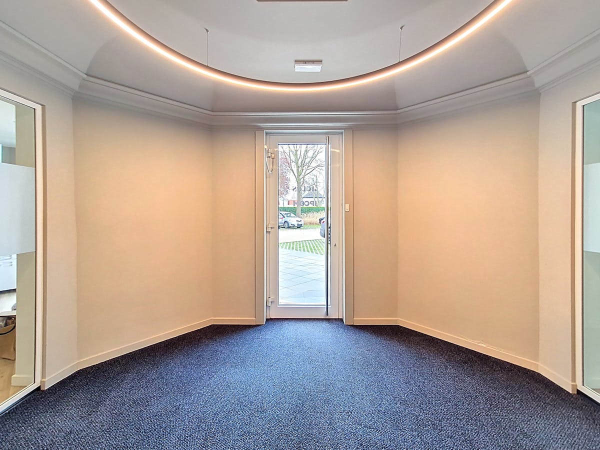 Full-service kantoorruimtes te huur vlakbij de E17 te Melle - foto 4