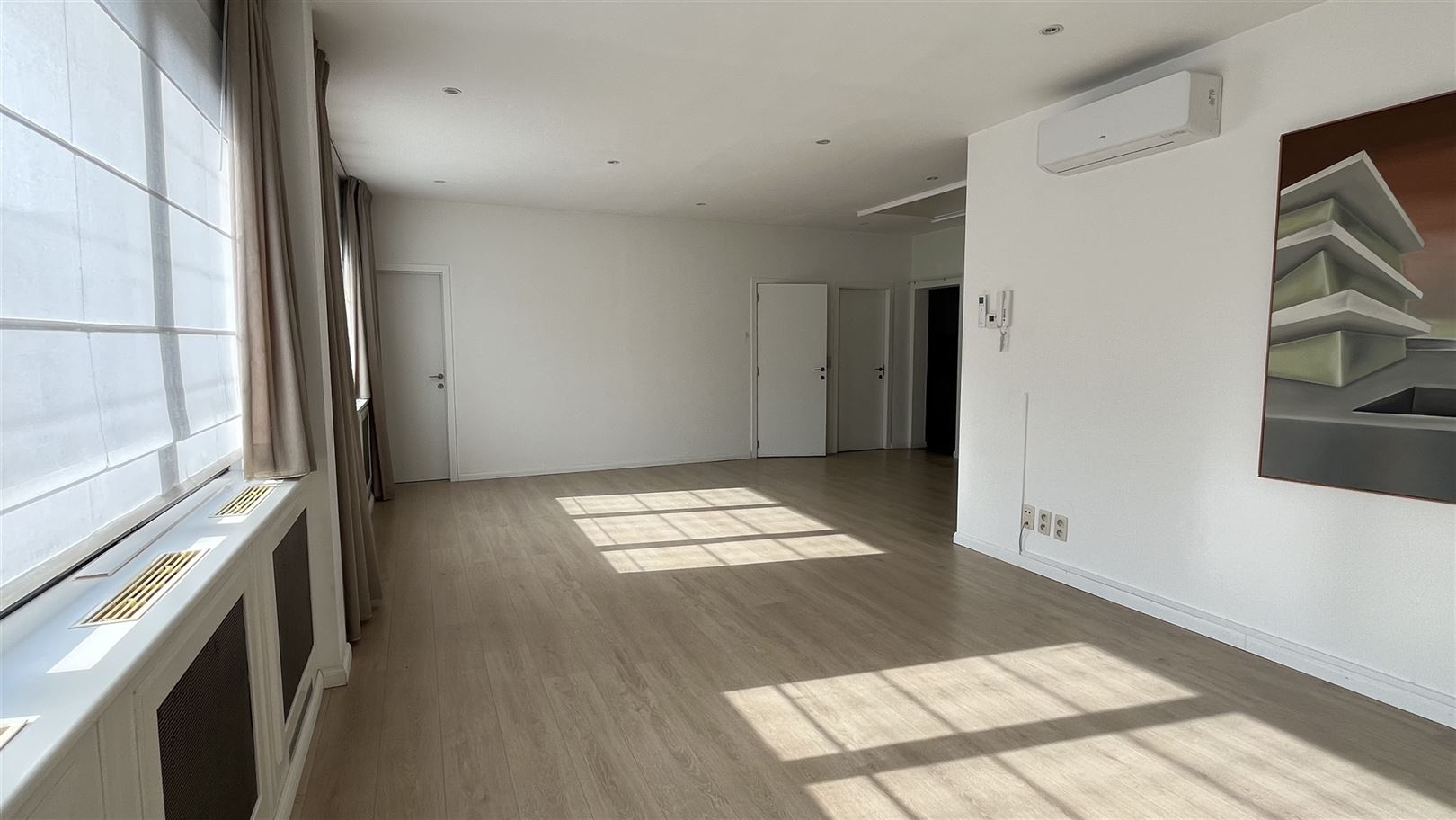 Ruim 2-slaapkamer appartement met gigantisch terras (40m²)! - foto 3