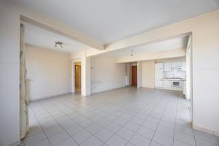  * Dit hoekappartement is gelegen in de Pastoor Pypestraat te Oostende in hartje Oostende, een centrale en toch zeer rustige ligging. * Gezien de...