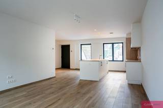 Two beautifully renovated apartments at 'Den Bell'!For more info or a visit email vv@clissenimmo.beIn this centrally located building, near the...