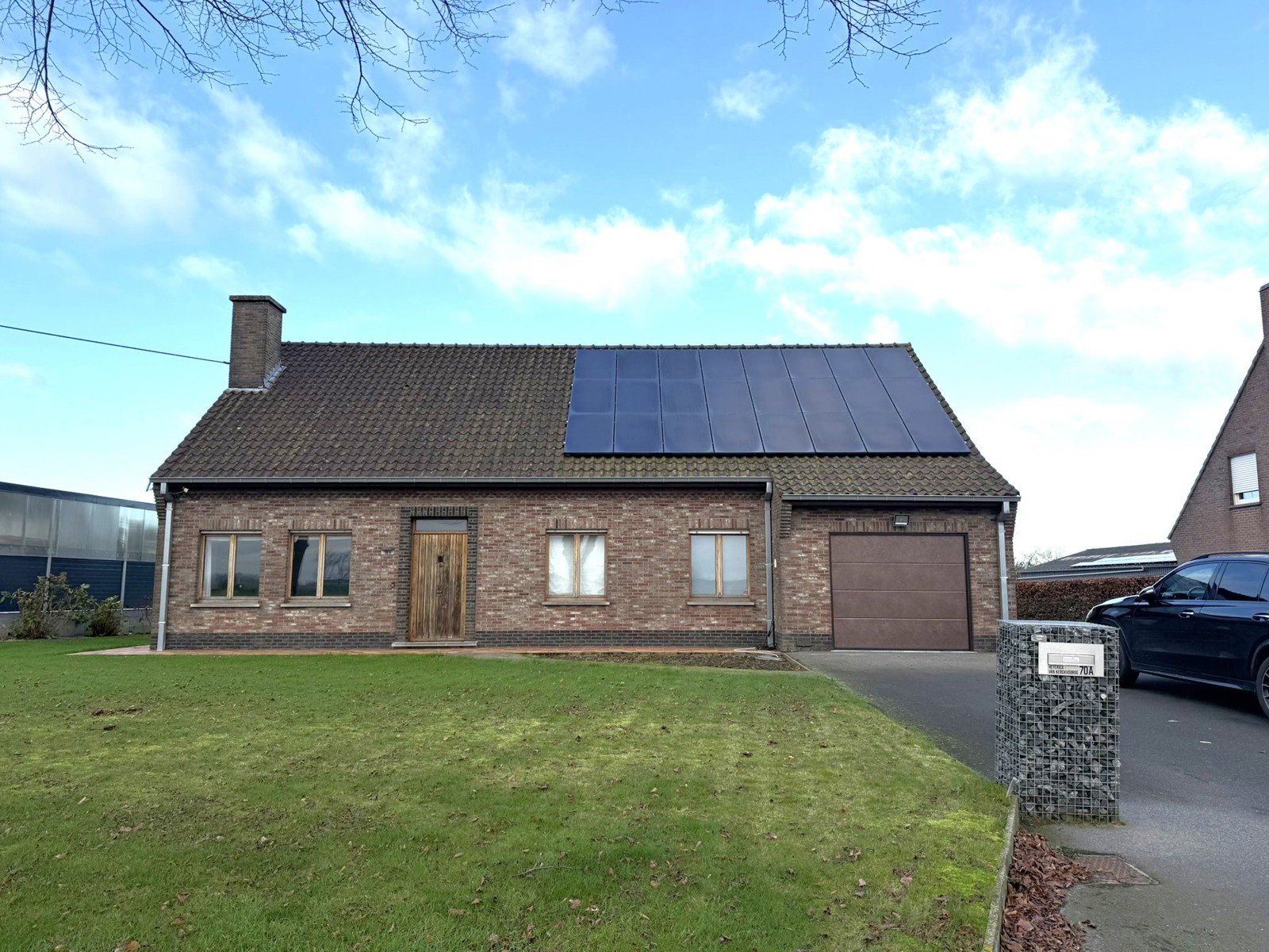 Ruime alleenstaande gelijkvloerse woning. - foto 1