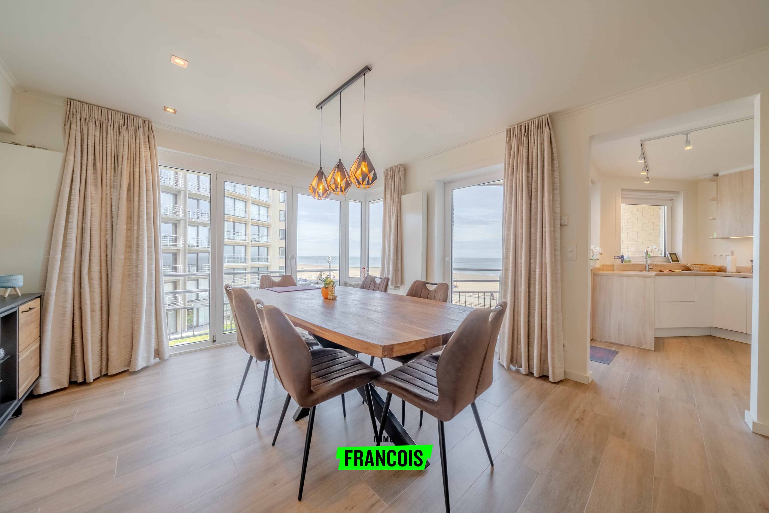 Instapklaar hoekappartement met prachtig zeezicht in Raversijde (Oostende) - foto 2