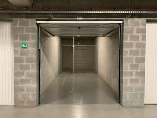 Deze ondergrondse garage bevindt zich in residentie ‘Wispeltuin’, in een rustige zijstraat van de Katelijnestraat. Dankzij de nabijheid van...