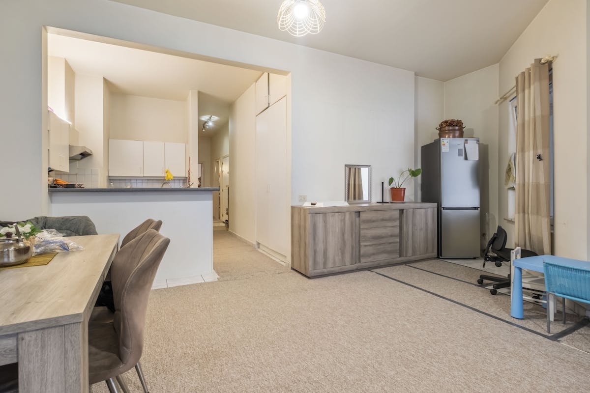 Gelijkvloers appartement met 2 slaapkamers te koop in Izegem - foto 2