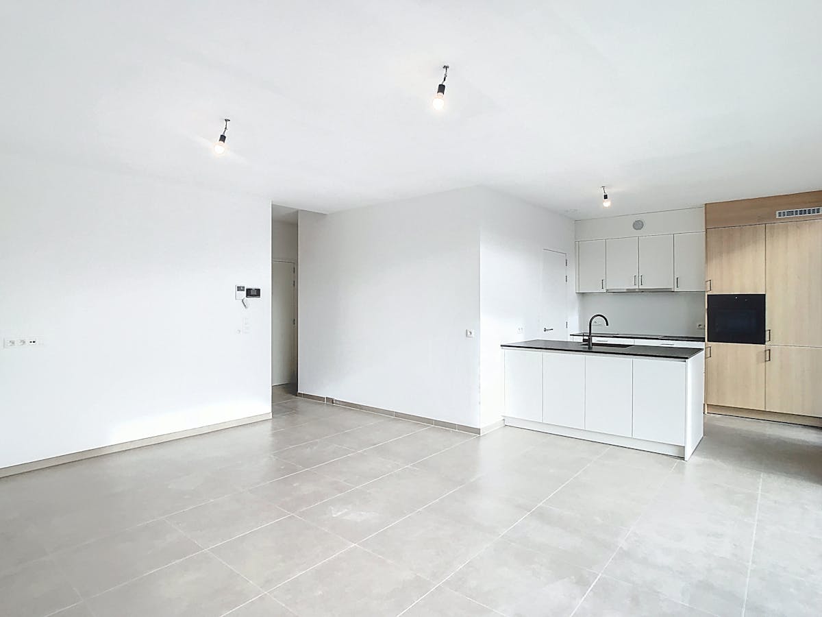 Appartement de 2 pièces récemment construit au cœur de Poperinge - photo 5