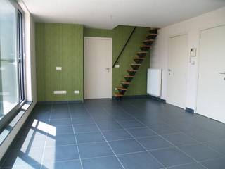 Dit ruime dakappartement op de 2de verdieping in Rijkevorsel combineert comfort met een centrale ligging, vlakbij het centrum en met vlotte...