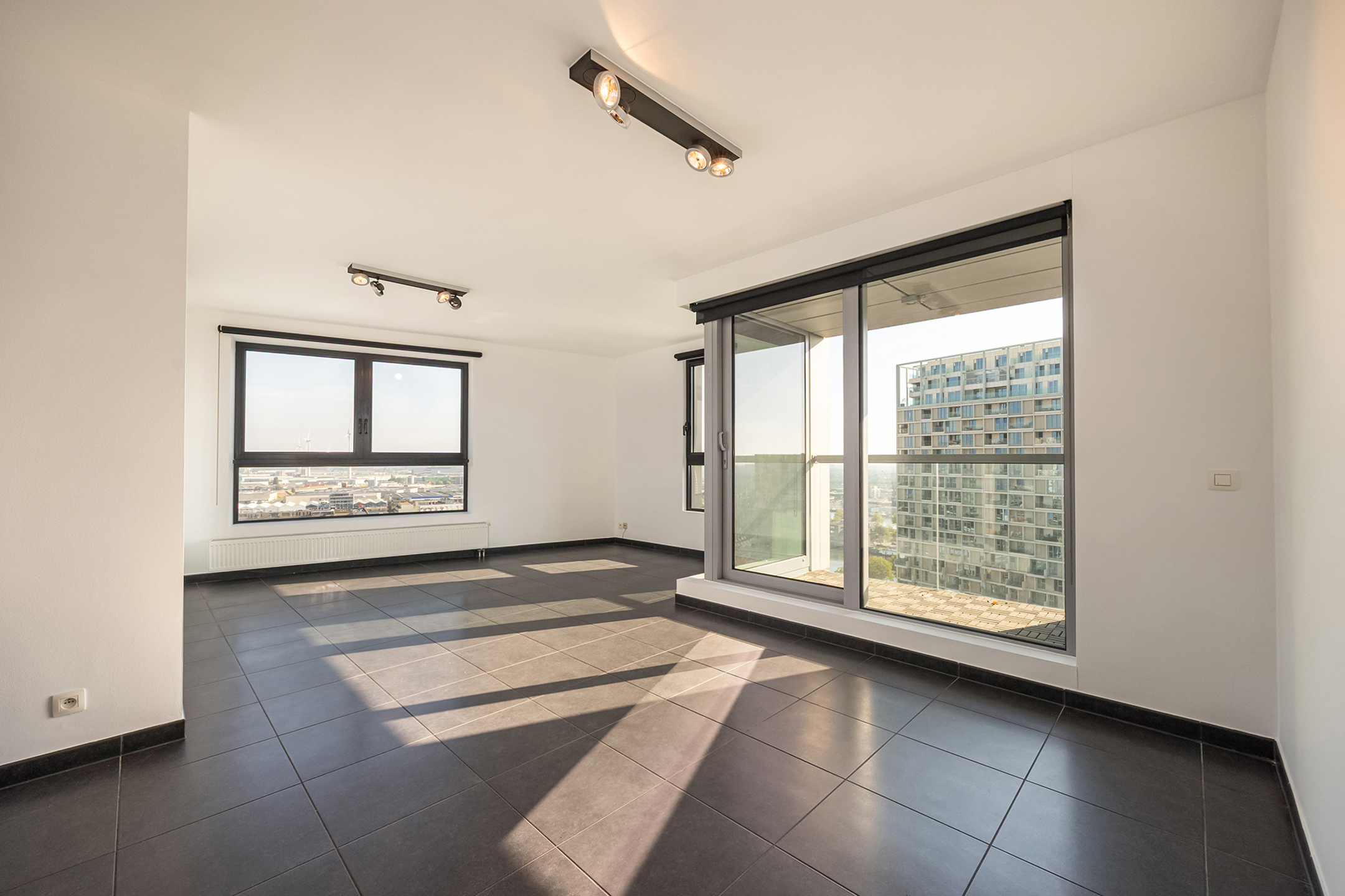 Panoramisch wonen in het hart van Antwerpen - foto 4