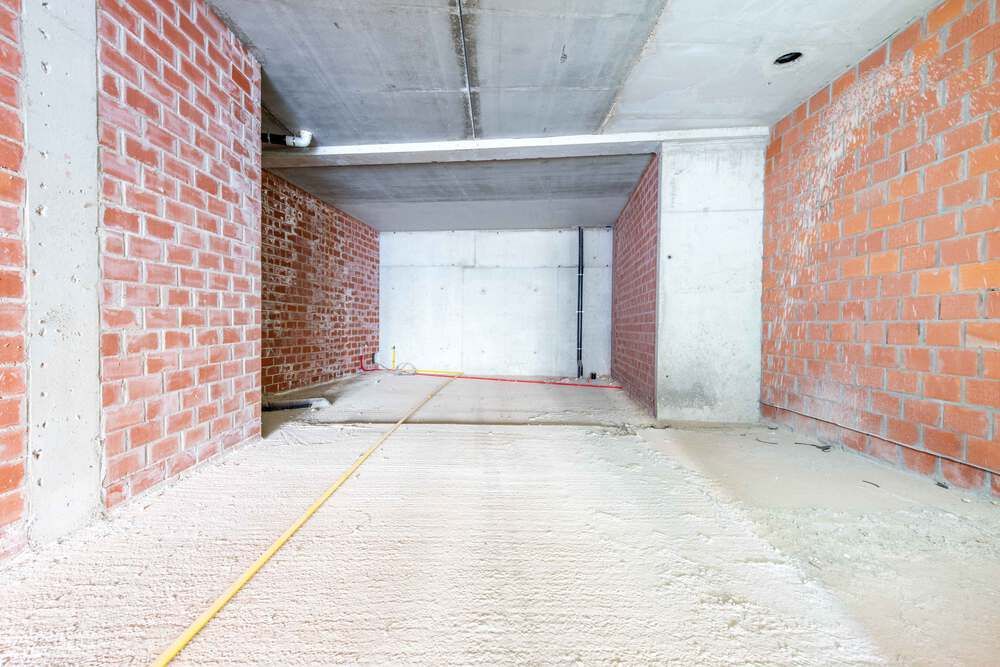 Casco handelspand van 105m² op toplocatie in het commercieel centrum van Wenduine. - foto 3