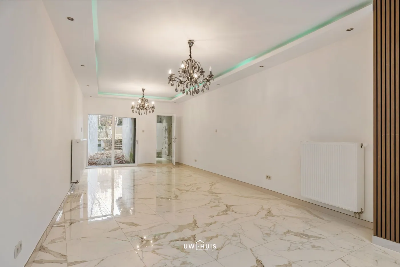 ZEER RUIME WONING MET GROTE TUIN, 3 SLPK EN 2 BADKAMERS - foto 4