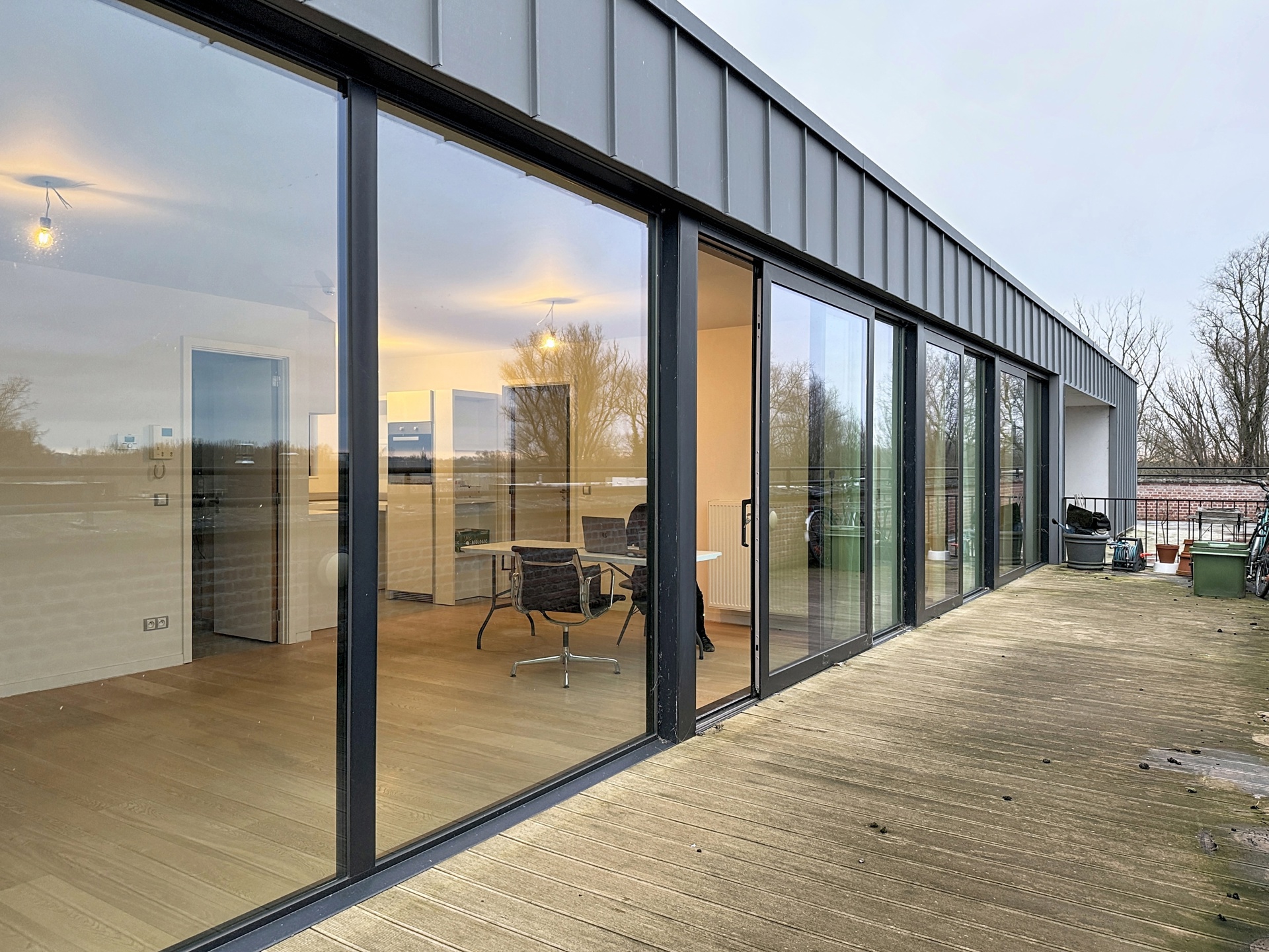 Modern penthouse gelegen op rustige site - foto 2