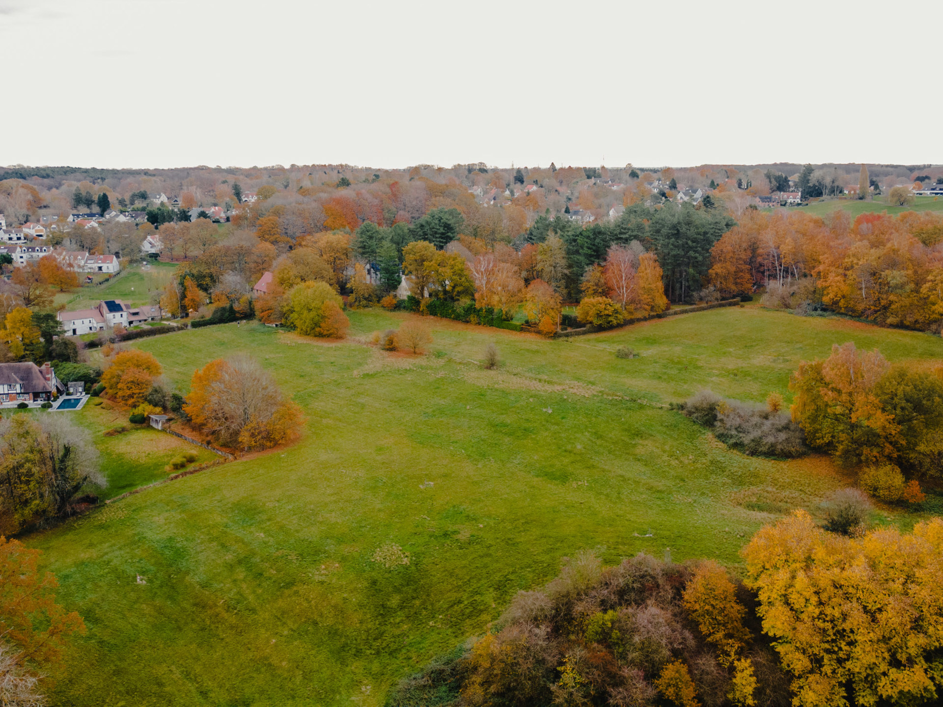 Land for sale in Lasne-Chapelle-Saint-Lambert - photo 1