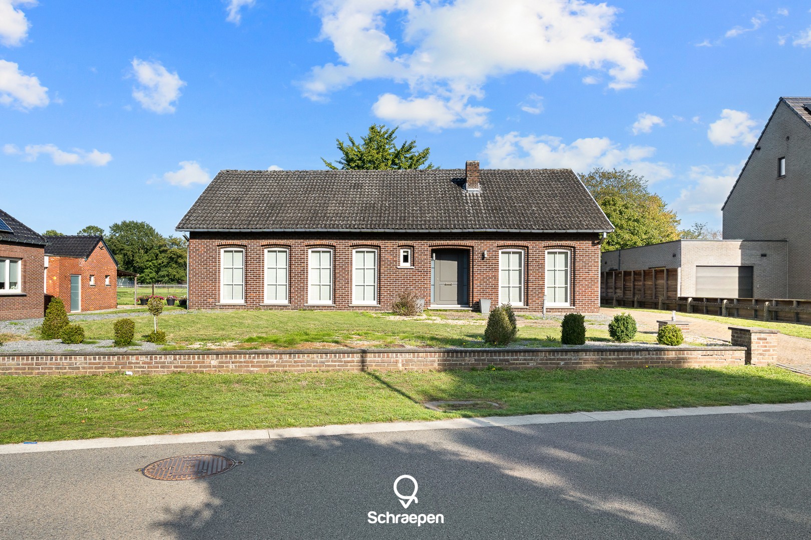 Ruime gelijkvloerse woning (232 m²) op breed perceel van 9 are op Ten Eikenen! - foto 1