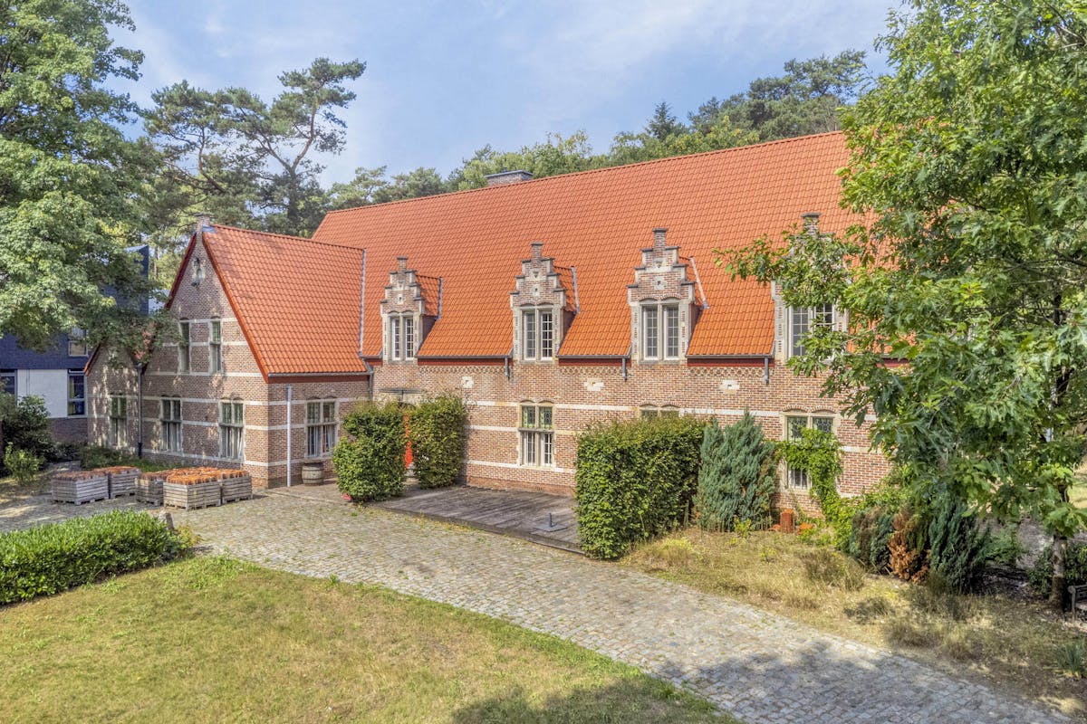 Hotel/restaurant op 5748m² grond te koop in Lichtaart - foto 1