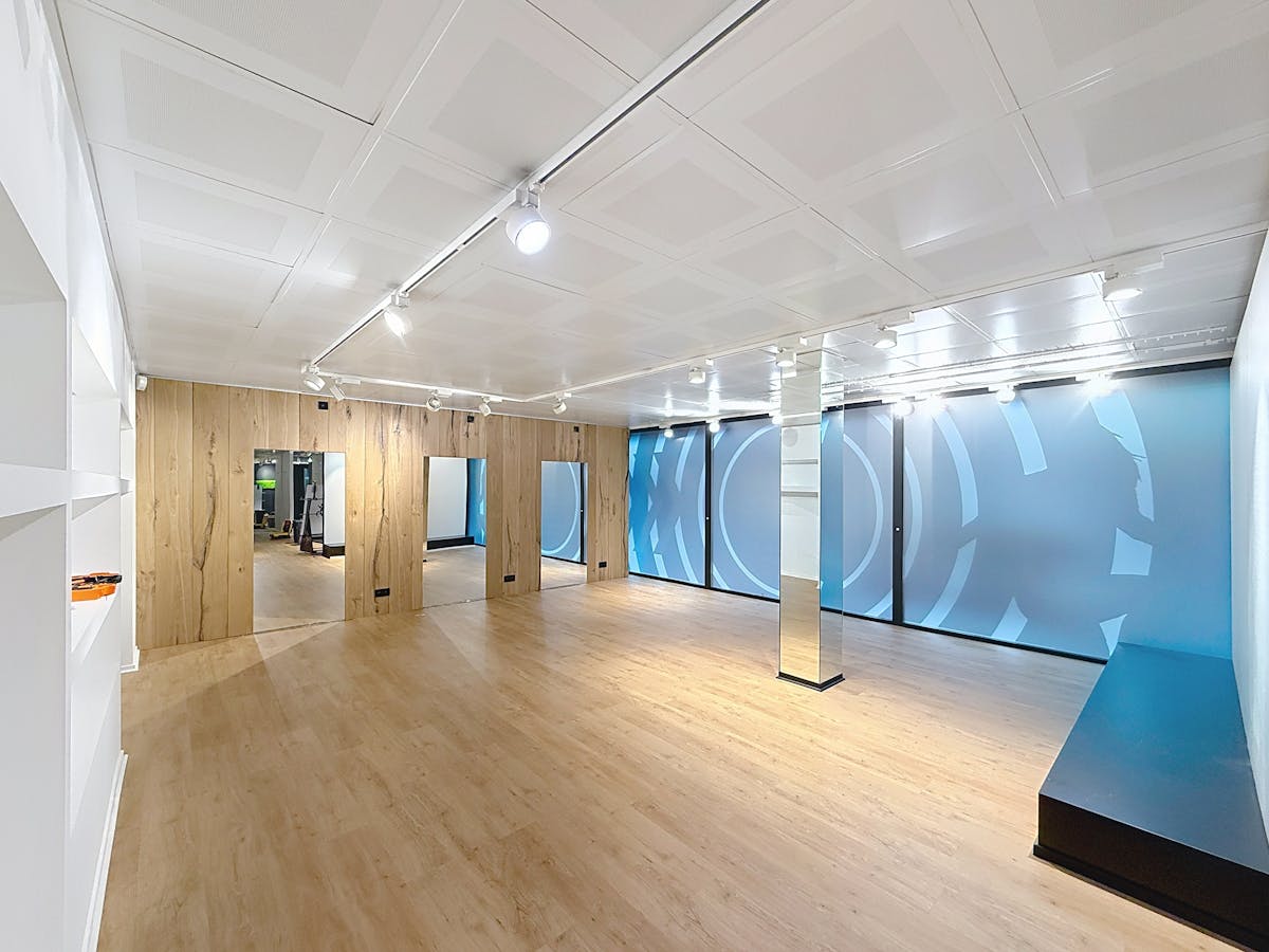 Handelspand van ca. 400 m² te huur in Waregem - foto 4