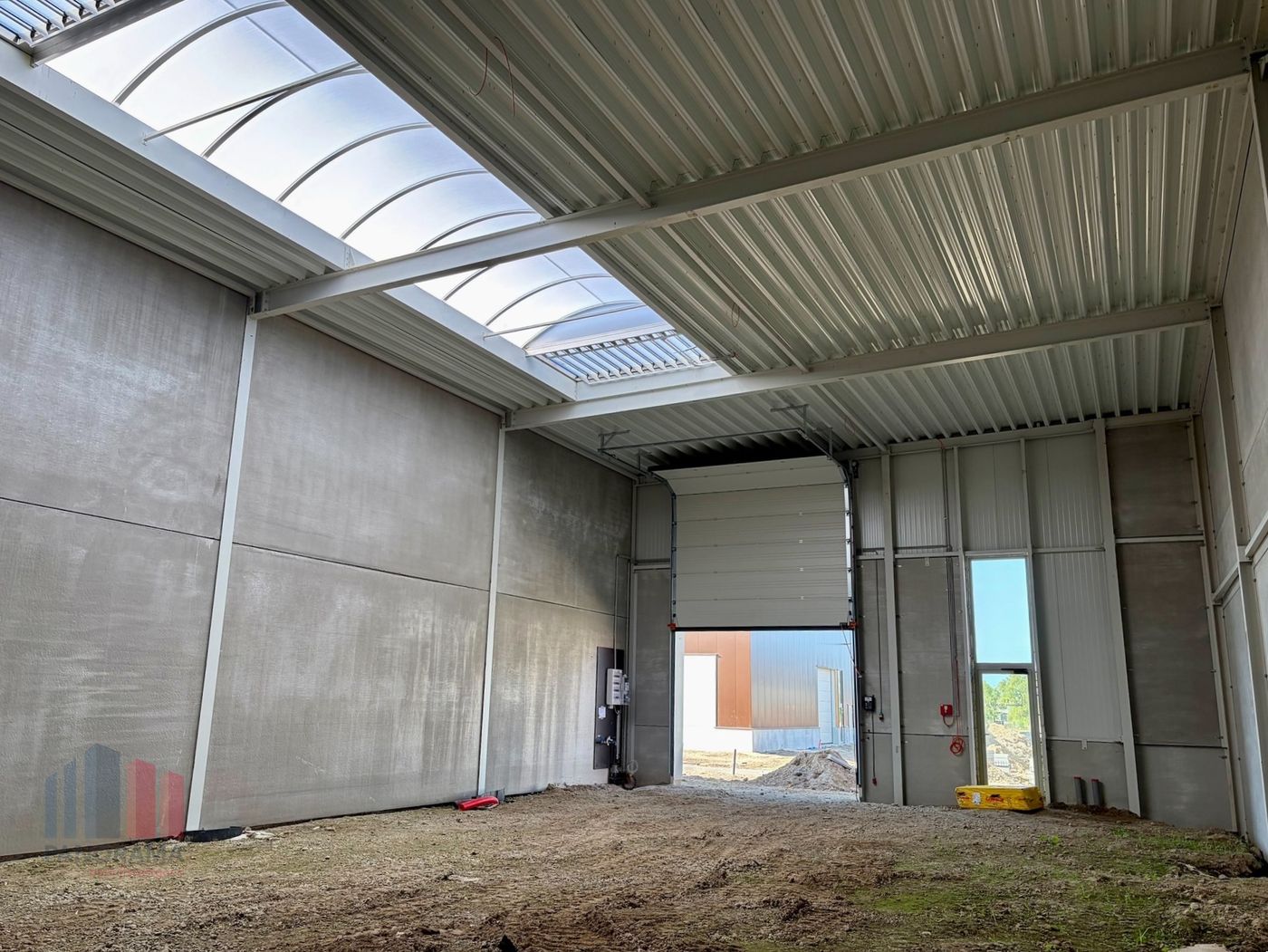 288 m² nieuwbouw KMO-unit nabij de E314 - foto 2
