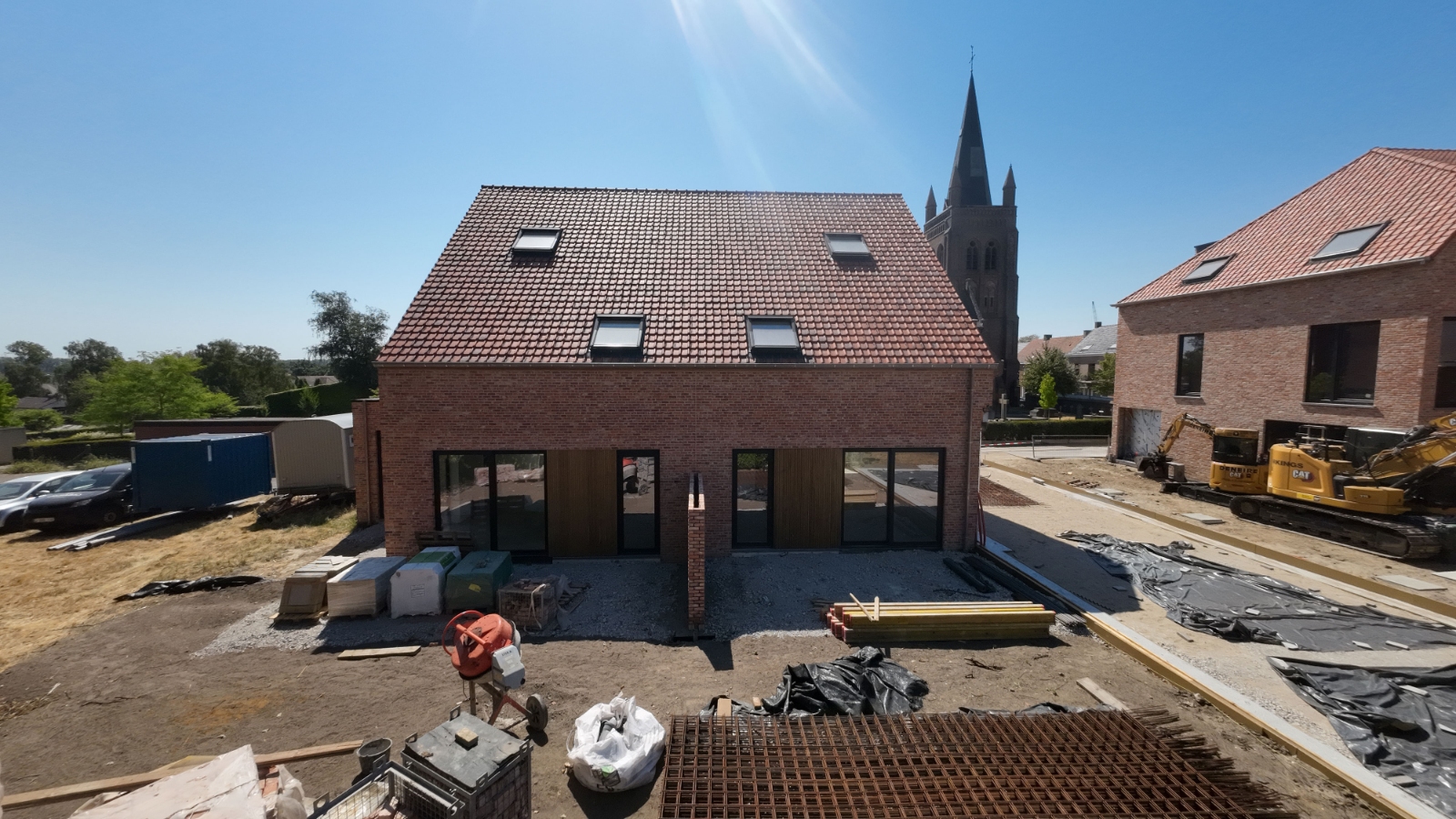 Nieuwbouw woning met 3 slpk, inpandige garage, zolder en tuin - foto 4