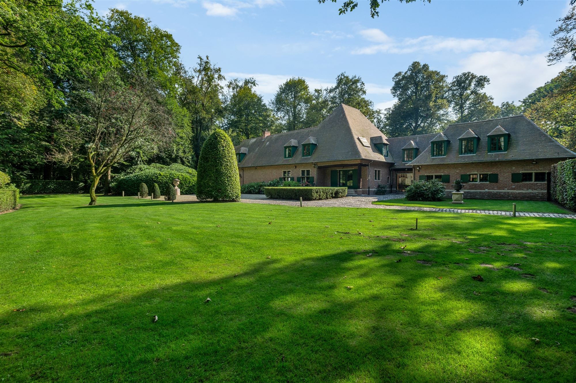 Ruime villa op parkdomein van ca. 1,4 Ha - foto 5