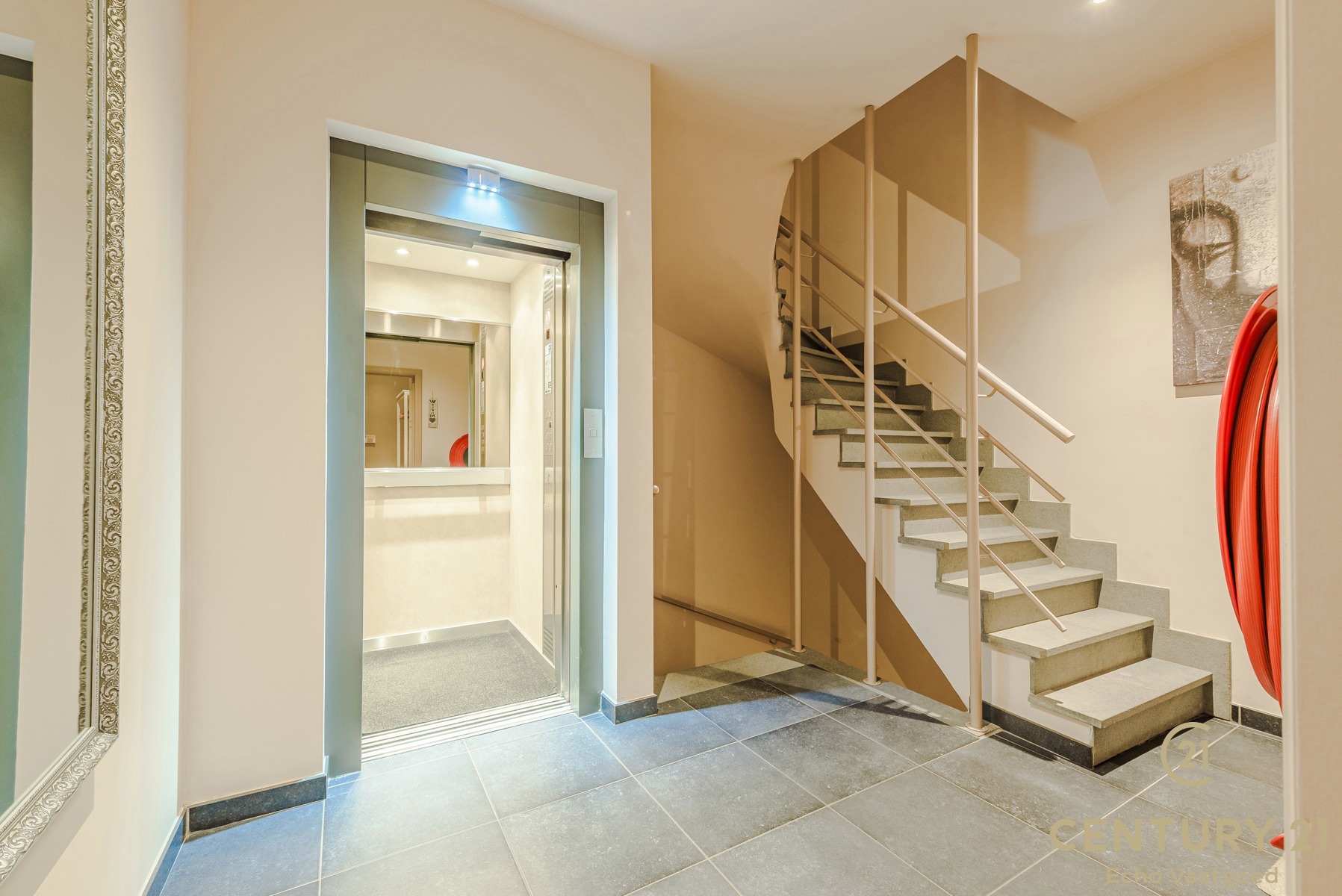 Luxe appartement met 2 overdekte terrassen én garagebox - foto 3