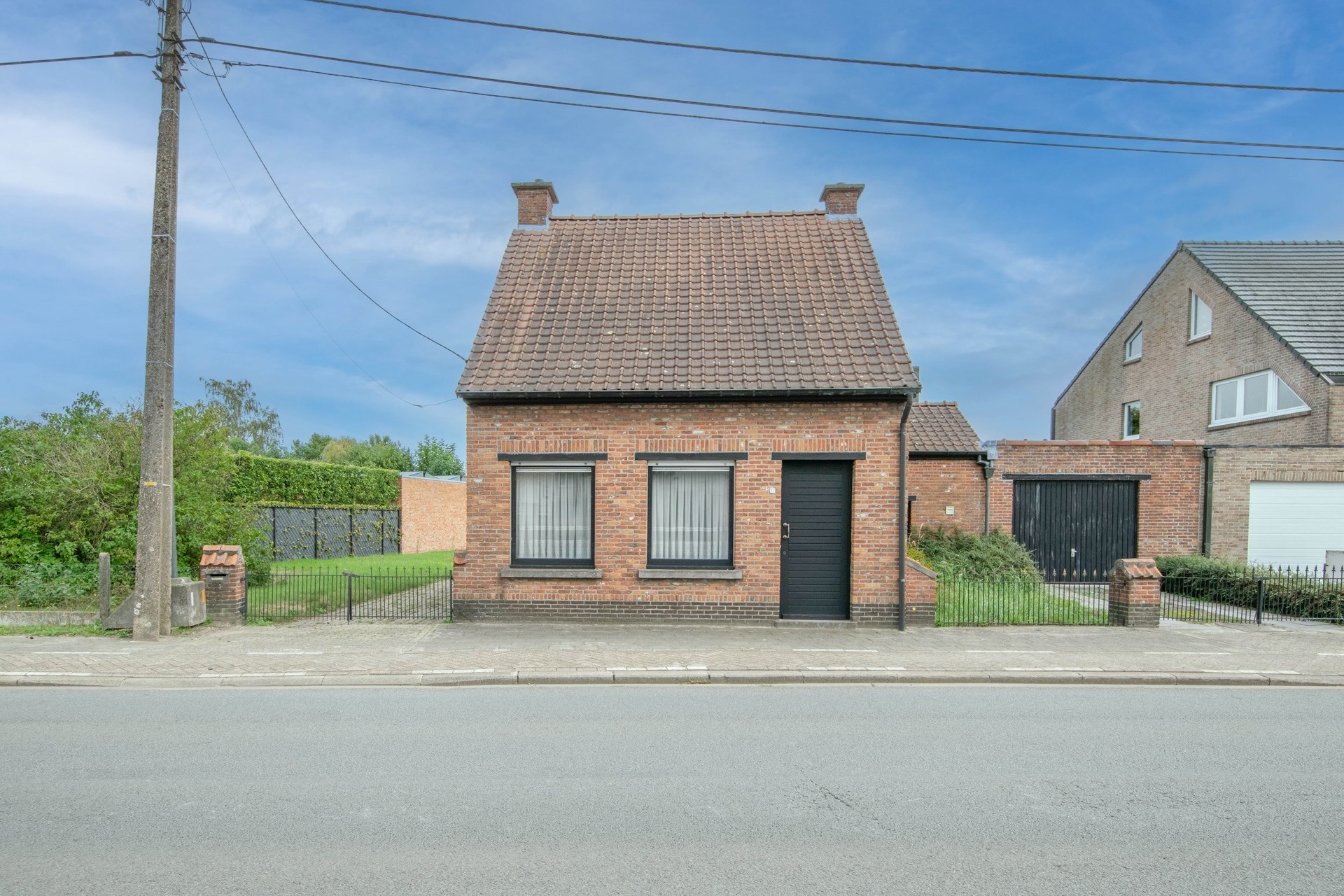 Te renoveren open bebouwing / bouwgrond op een mooi perceel van 930m² - foto 1