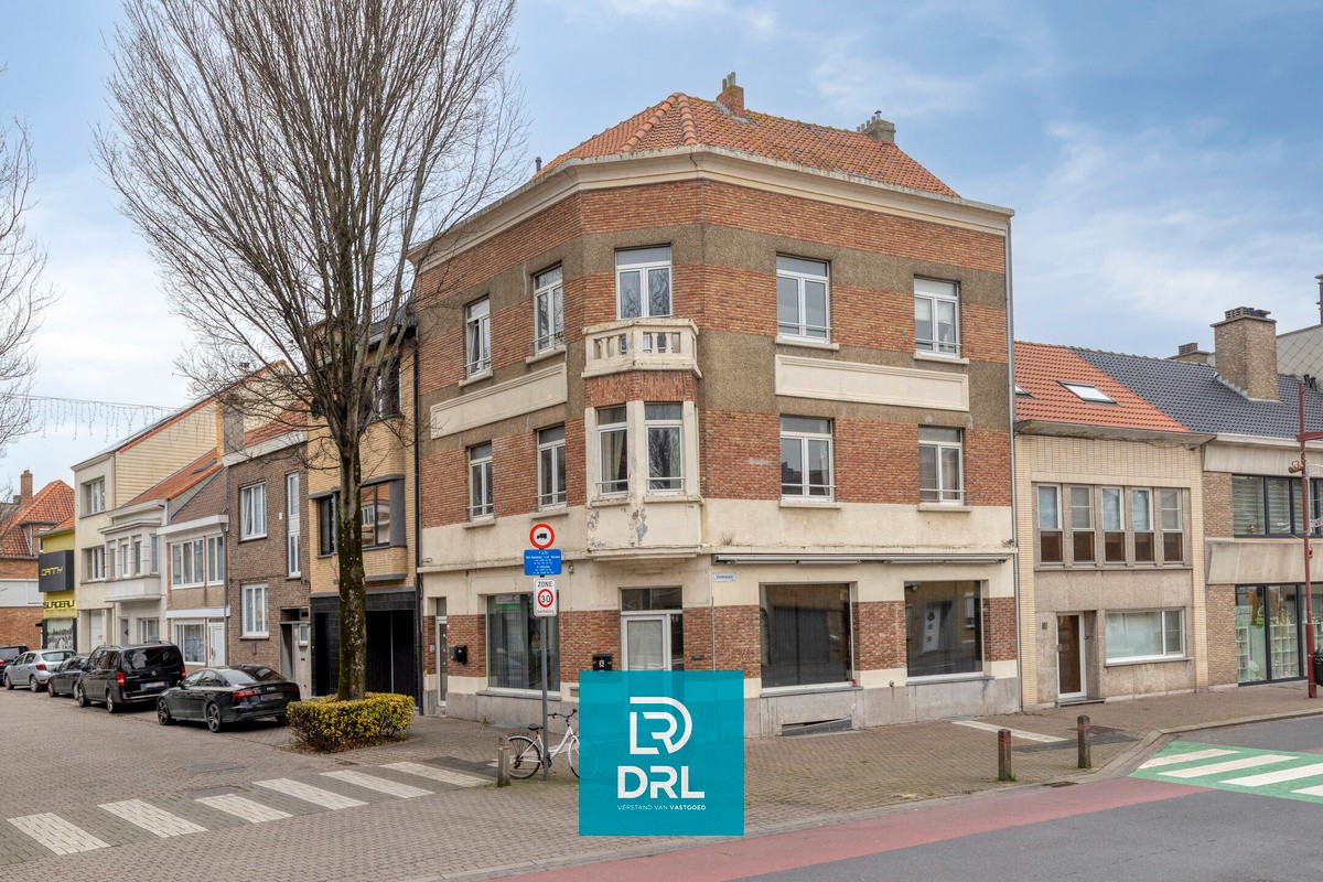HANDELSHUIS met 2 APPARTEMENTEN te OOSTENDE - foto 1