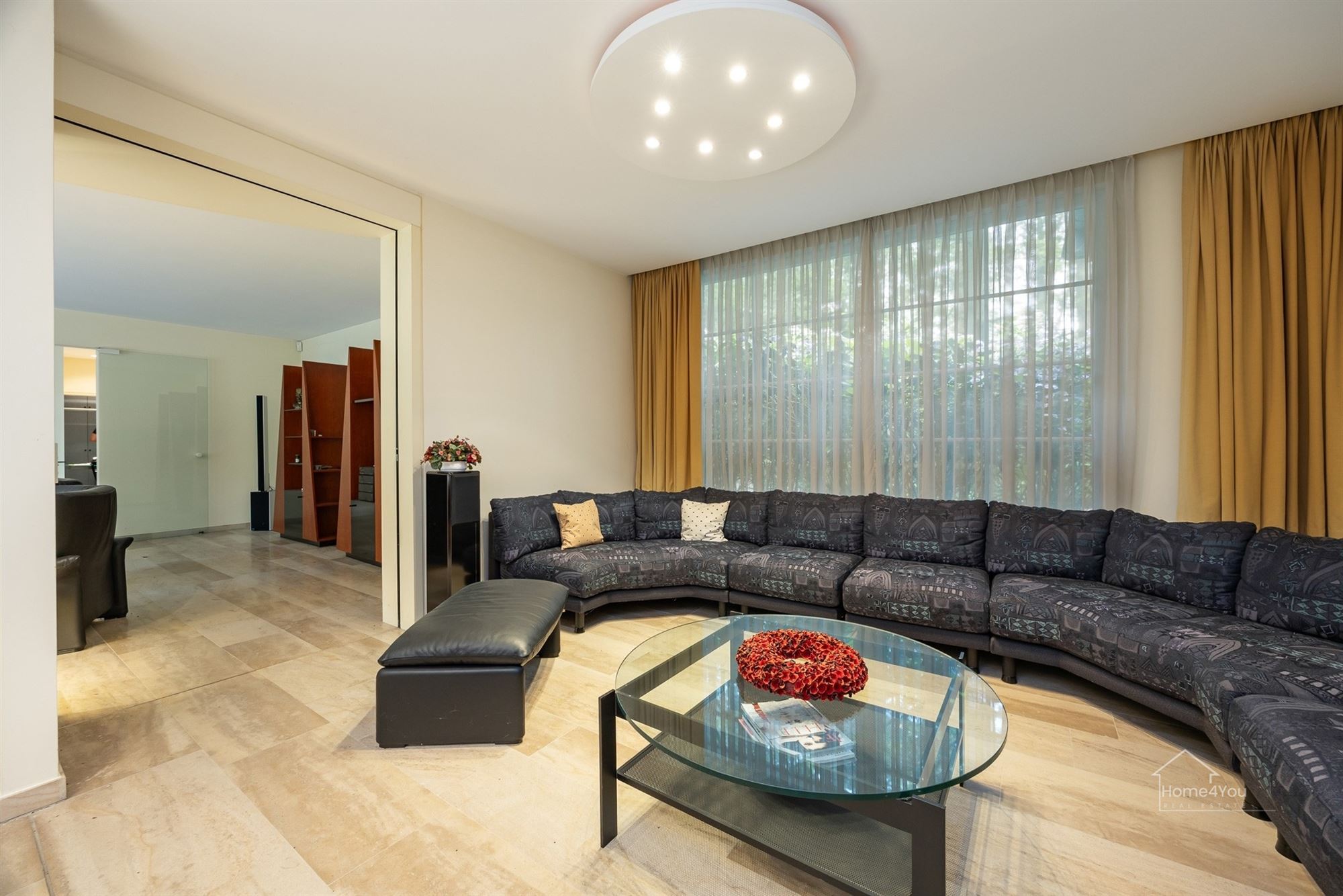 Riante villa in een groene en residentiële omgeving! - foto 5