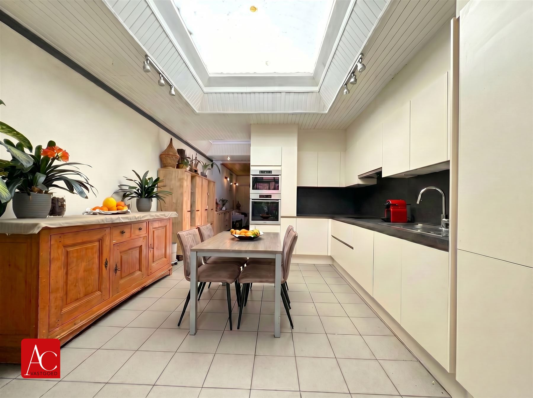 House for sale in Sint-Niklaas with 4 bedrooms - photo 5